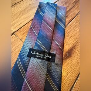 VTG Christian Dior Men's Striped Polyester/Silk Neck Tie Made In USA Pink/Blue